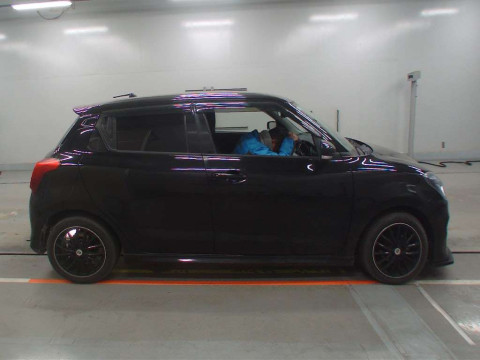 2017 Suzuki Swift ZC83S[2]