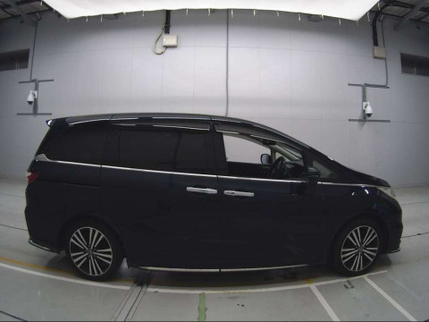 2014 Honda Odyssey RC1[2]