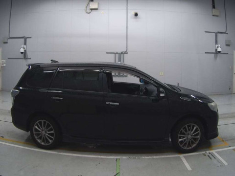 2012 Toyota Corolla Fielder NZE141G[2]