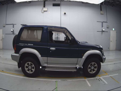 1996 Mitsubishi Pajero V26WG[2]