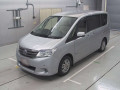 2013 Nissan Serena