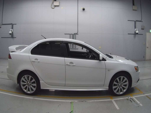 2010 Mitsubishi Galant Fortis CY4A[2]