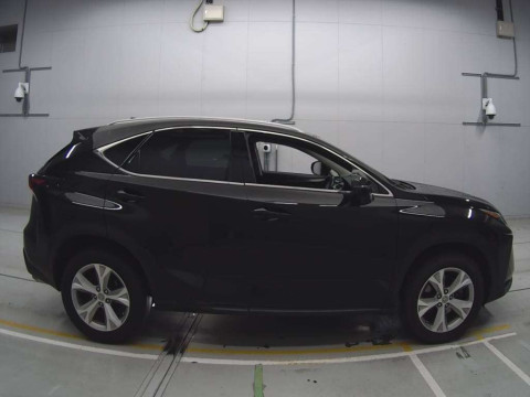 2014 Lexus NX AGZ10[2]