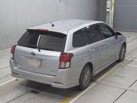 2013 Toyota Corolla Fielder NKE165G[1]