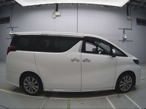 2020 Toyota Alphard AGH30W[2]