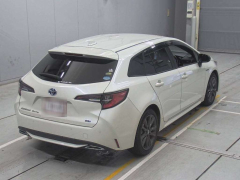 2020 Toyota Corolla Touring Wagon ZWE211W[1]