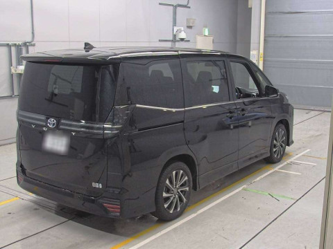 2025 Toyota Voxy ZWR90W[1]