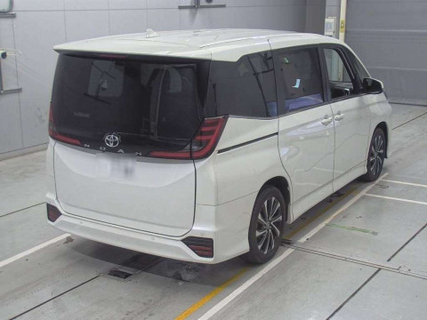 2023 Toyota Noah MZRA90W[1]