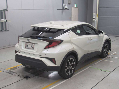 2020 Toyota C-HR NGX10[1]