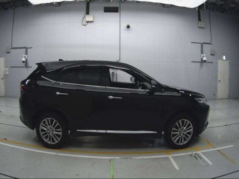 2019 Toyota Harrier ZSU60W[2]