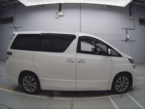 2010 Toyota Vellfire ANH20W[2]