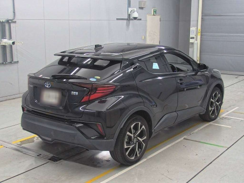 2020 Toyota C-HR ZYX11[1]