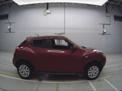 2010 Nissan JUKE YF15[2]