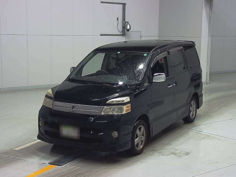 2006 Toyota Voxy AZR60G[0]