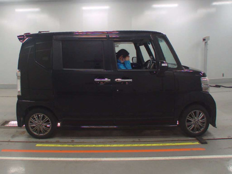 2012 Honda N-BOX CUSTOM JF1[2]