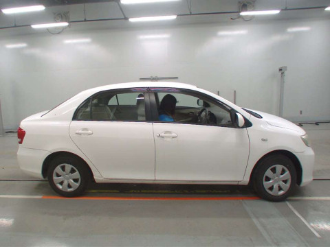 2009 Toyota Corolla Axio NZE141[2]