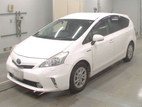 2012 Toyota Prius alpha ZVW41W[0]