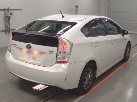 2010 Toyota Prius ZVW30[1]