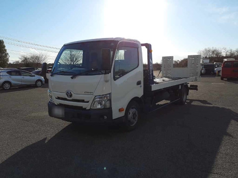 2022 Toyota Dyna Truck XZU722[0]