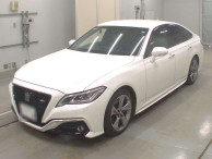 2019 Toyota Crown