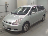 2004 Toyota Wish