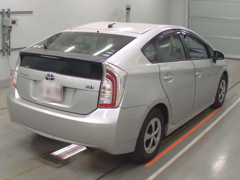 2013 Toyota Prius ZVW30[1]