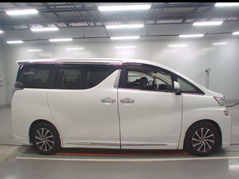 2015 Toyota Vellfire AGH30W[2]