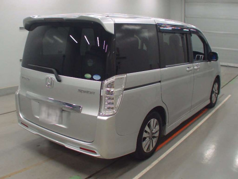 2013 Honda Step WGN Spada RK5[1]