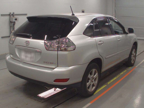 2005 Toyota Harrier ACU35W[1]