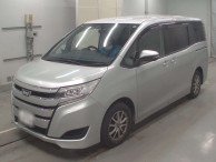 2017 Toyota Noah