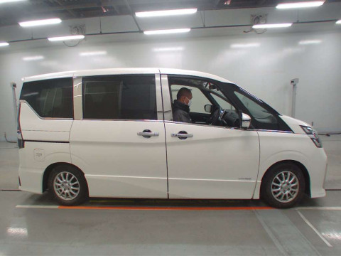 2020 Nissan Serena GFC27[2]