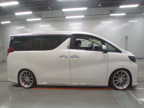 2021 Toyota Alphard GGH30W[2]