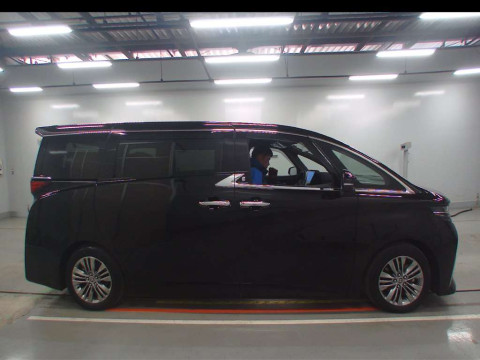 2023 Toyota Alphard Hybrid AAHH40W[2]