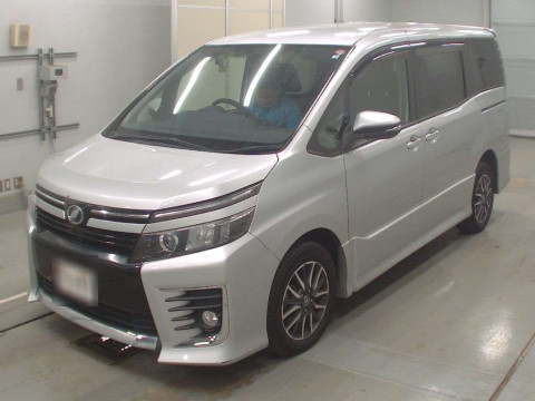 2014 Toyota Voxy ZRR85W[0]