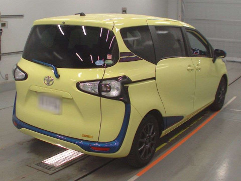 2018 Toyota Sienta NSP170G[1]