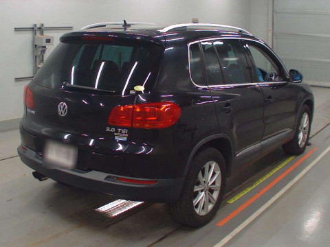 2012 Volkswagen Tiguan 5NCCZ[1]