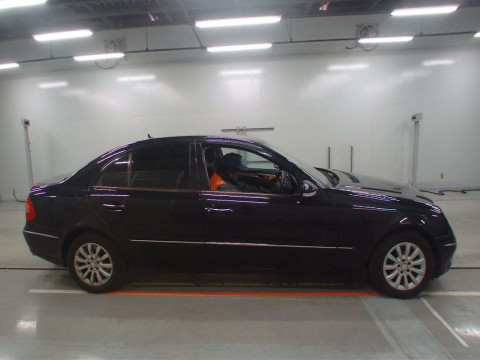 2008 Mercedes Benz E-Class 211054C[2]