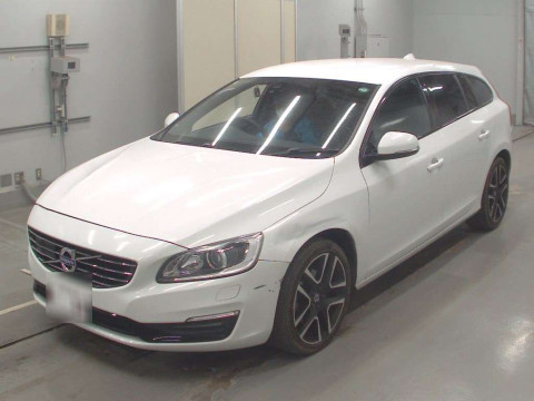 2017 Volvo V60 FD4204T[0]