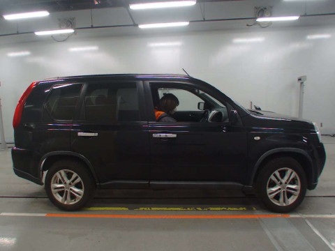 2012 Nissan X-Trail NT31[2]