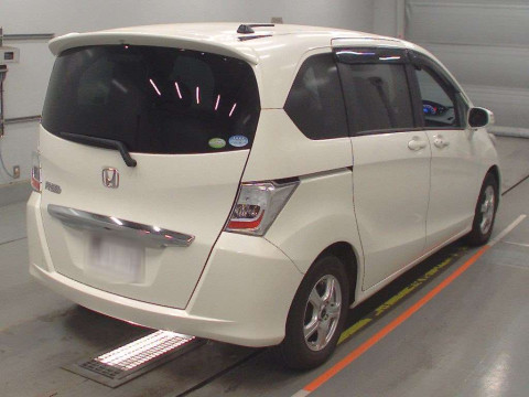 2012 Honda Freed GB3[1]