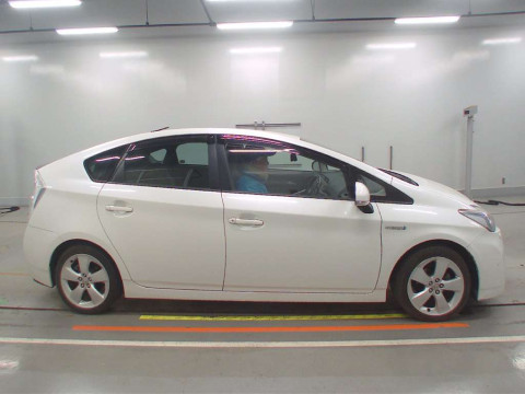 2009 Toyota Prius ZVW30[2]