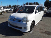 2009 Toyota Sienta