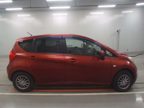 2014 Nissan Note E12[2]