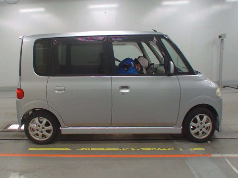 2005 Daihatsu Tanto L350S[2]