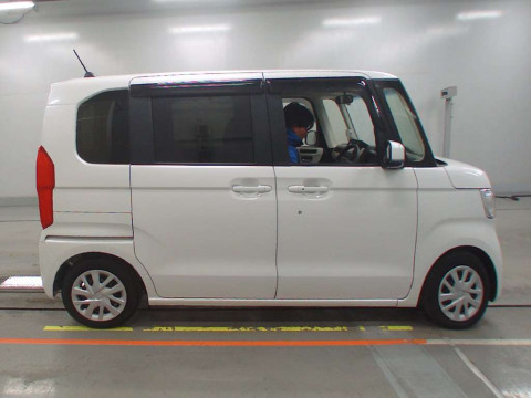 2021 Honda N-BOX JF3[2]