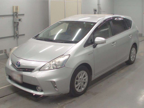 2012 Toyota Prius alpha ZVW41W[0]