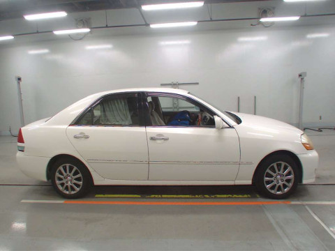 2004 Toyota Mark II GX110[2]