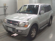 2000 Mitsubishi Pajero