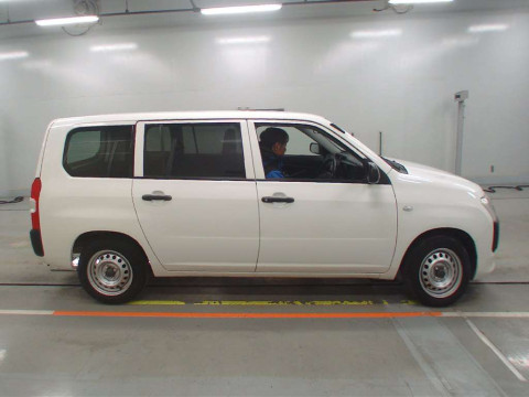 2014 Toyota Succeed NCP160V[2]