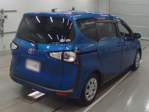 2016 Toyota Sienta NSP170G[1]